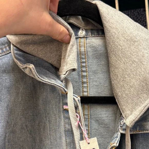 Denim Hooded Vest - Picture 4 of 5